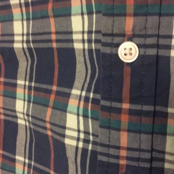 St John’s Bay No Tuck LS Shirt Size Small - Picture 3 of 3